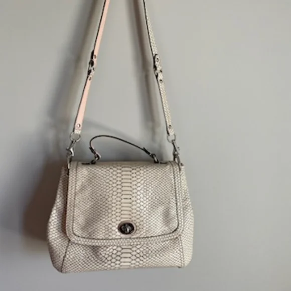 Barely used coach python handbag - Picture 2 of 16